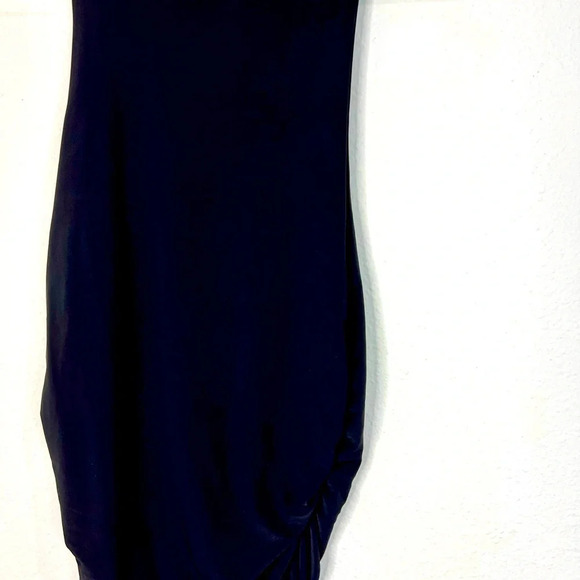 🆕 Popular 21 Black Synch Side Sleeveless Top - Picture 4 of 7